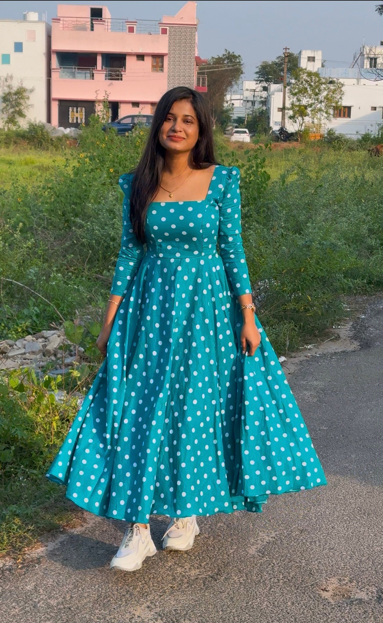 POLKA - Turquoise (Maxi)