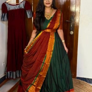 Karigai Checks Hallf saree - Dark Green And Maroon