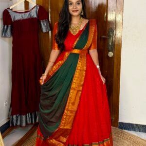 Karigai Checks Hallf saree -  Red And Dark Green
