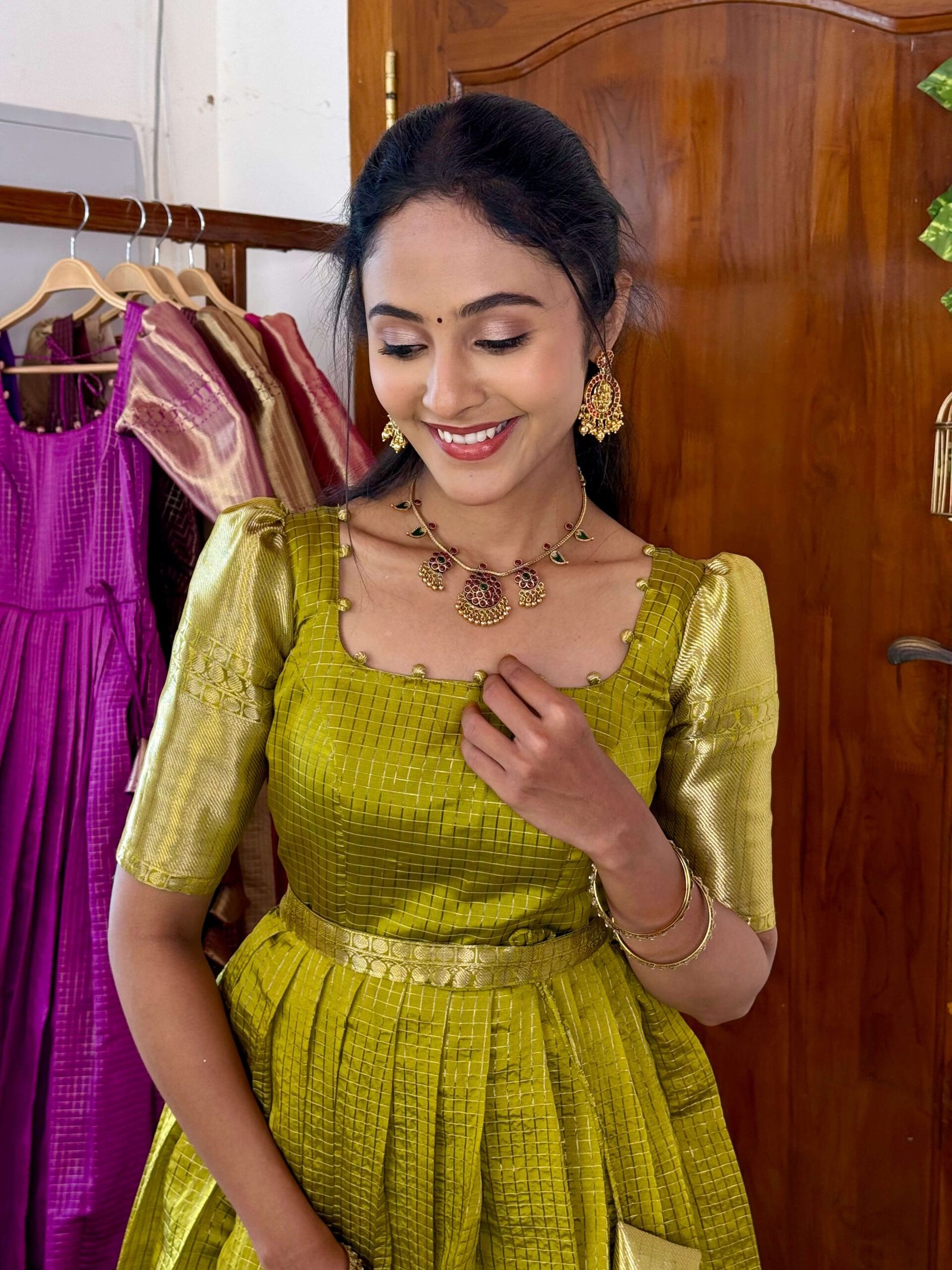 Zari Kattam Olive Green - SC003 - Image 4