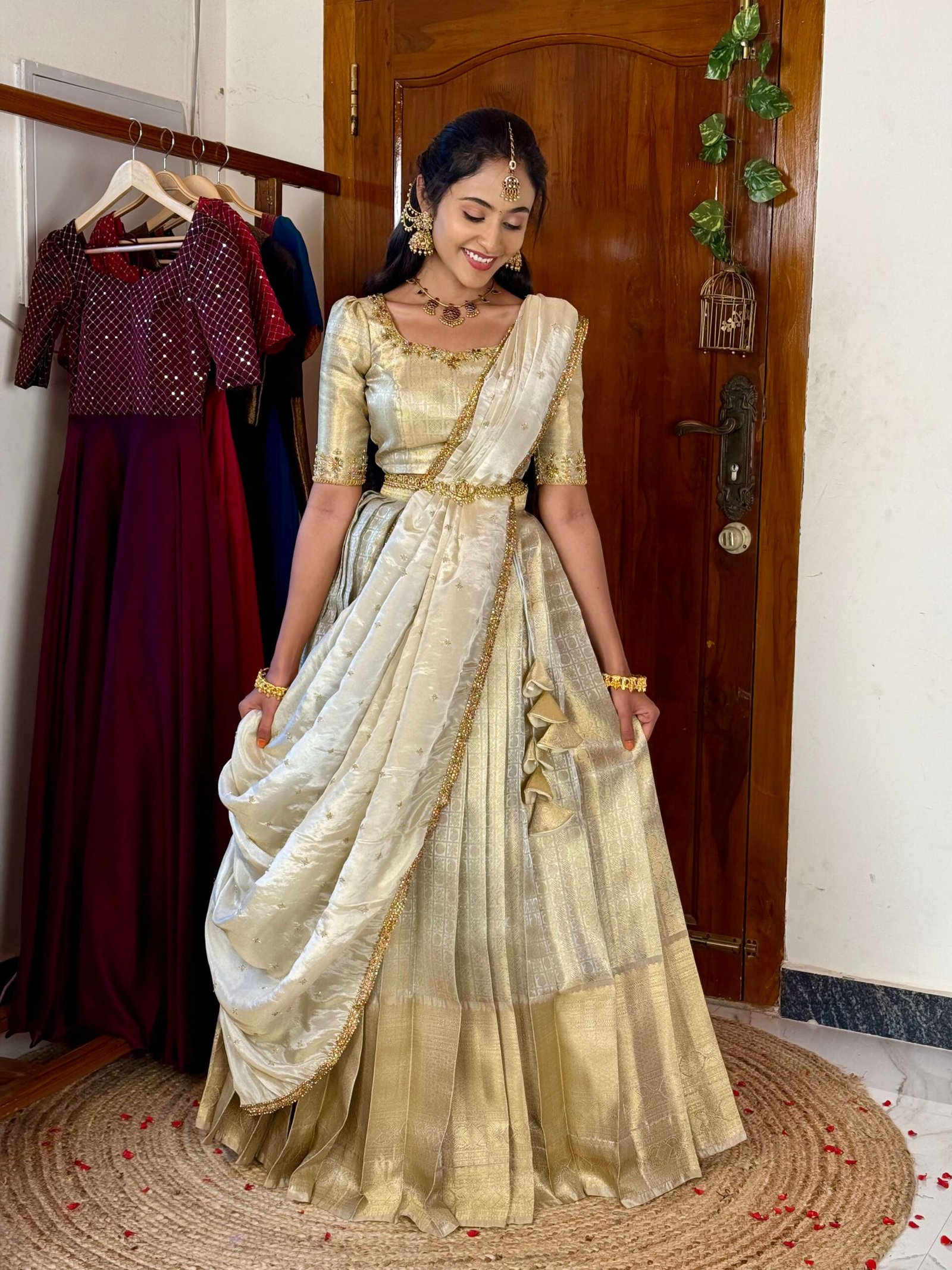Laya in Onam vastra hand work Lehenga - SC036
